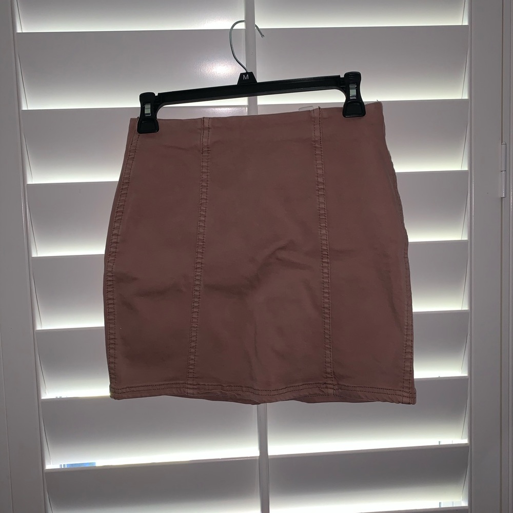 Size Small Pink Pencil Skirt- Stretchy